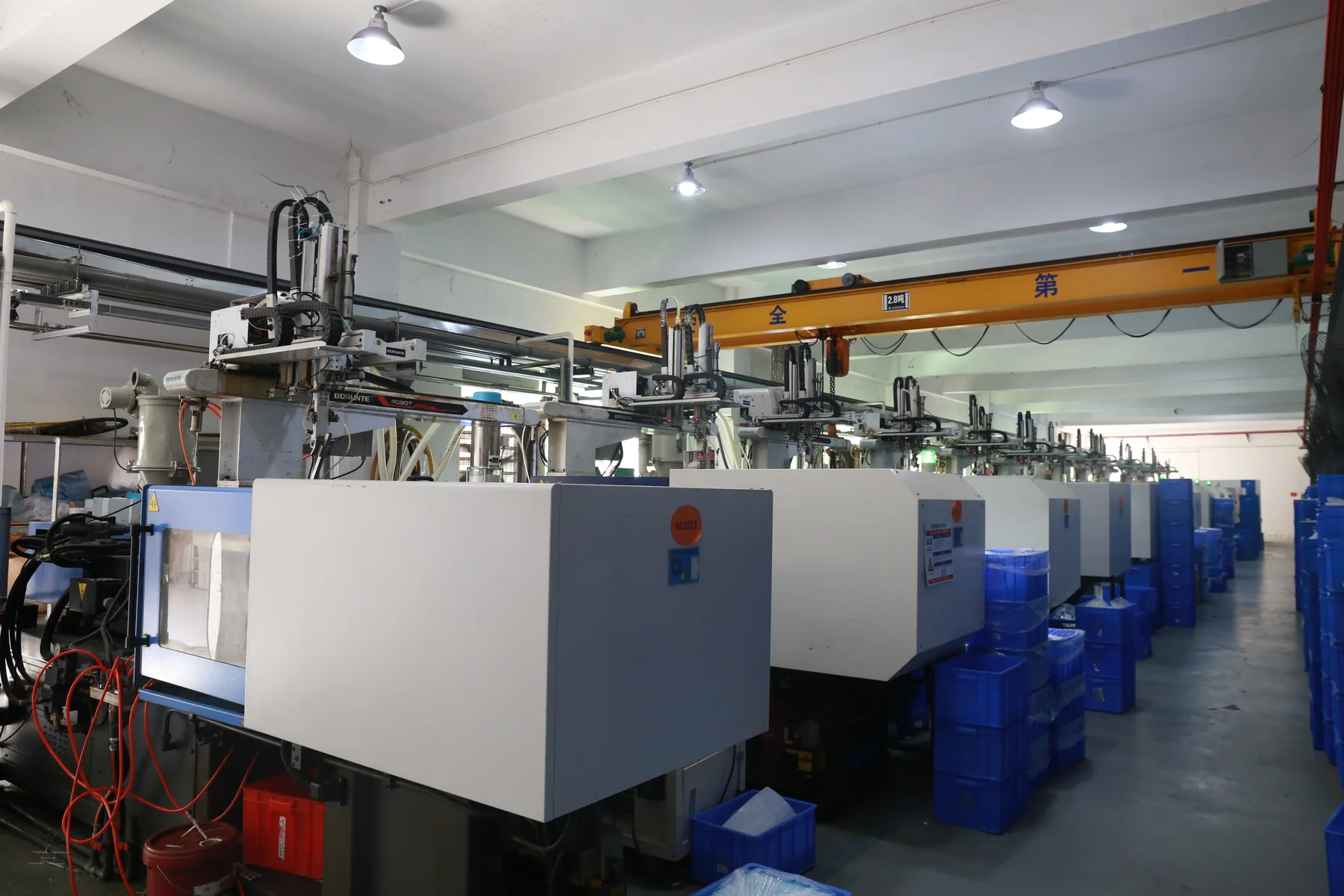 Plastic enclosure injection molding equipment at Factory B